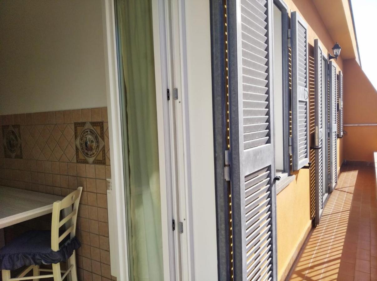 Casa Vacanze Gala Fiumicino Buitenkant foto