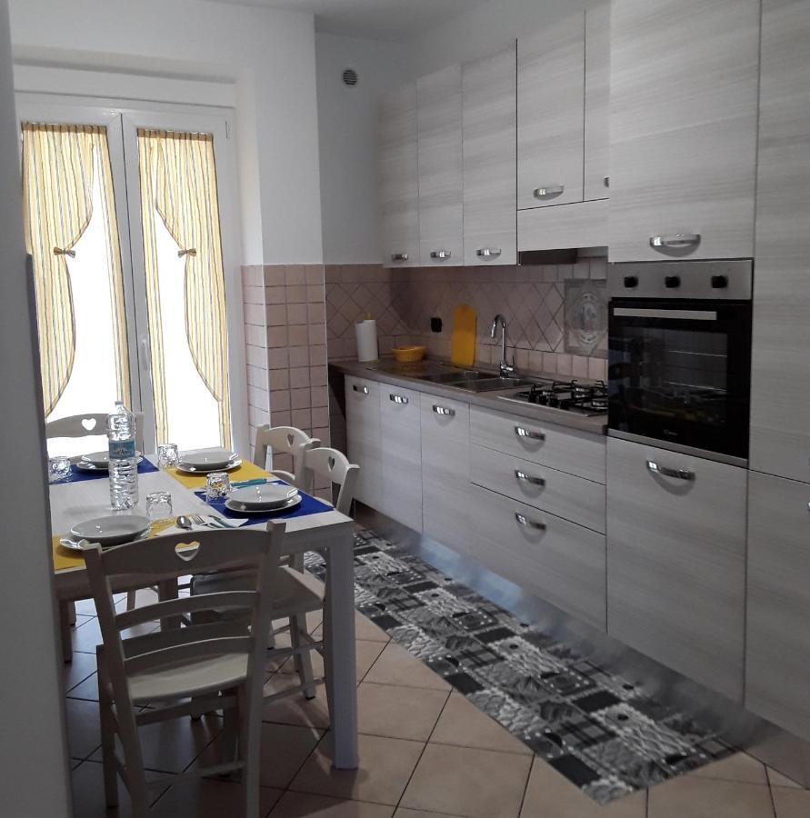 Casa Vacanze Gala Fiumicino Buitenkant foto